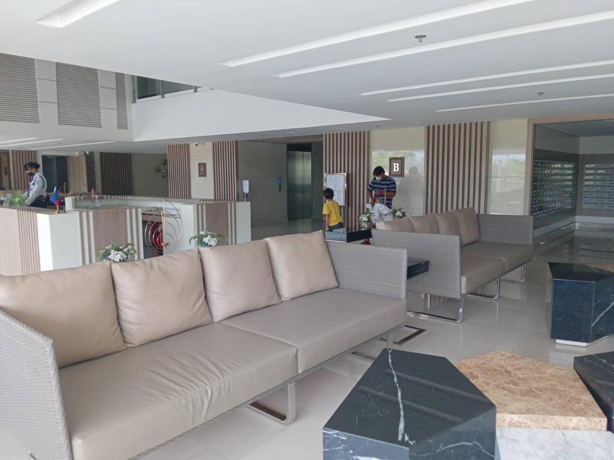 Apartment Paranaque Sm-sucat Field Res. Bldg 5, 2/f, 2br With Balcony Manila